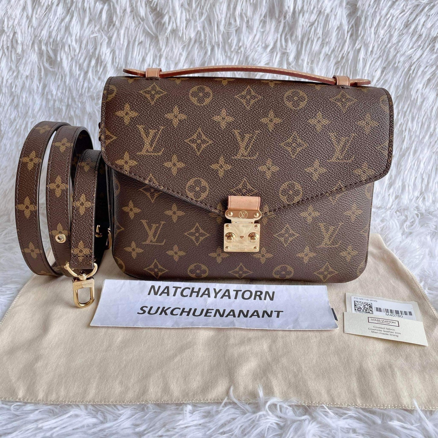 Pochette metis monogram