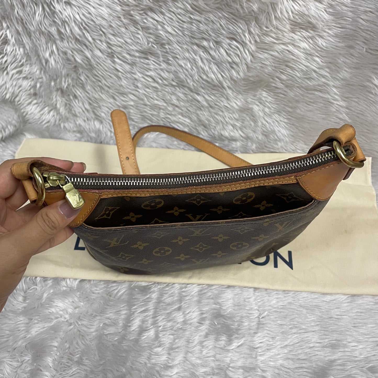 Authentic Odeon pm crossbody monogram in great condition with dust bag. NO crack no tear (SF2123) in very great great condition